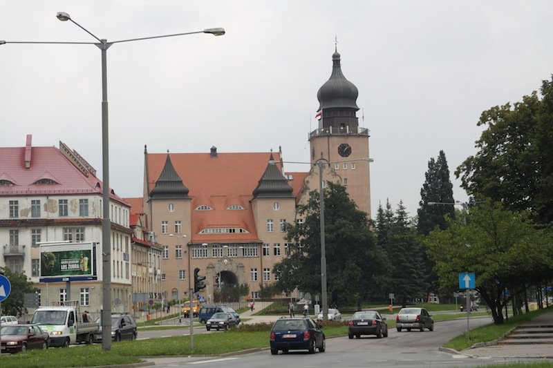  Syreny ku pamięci poległych  