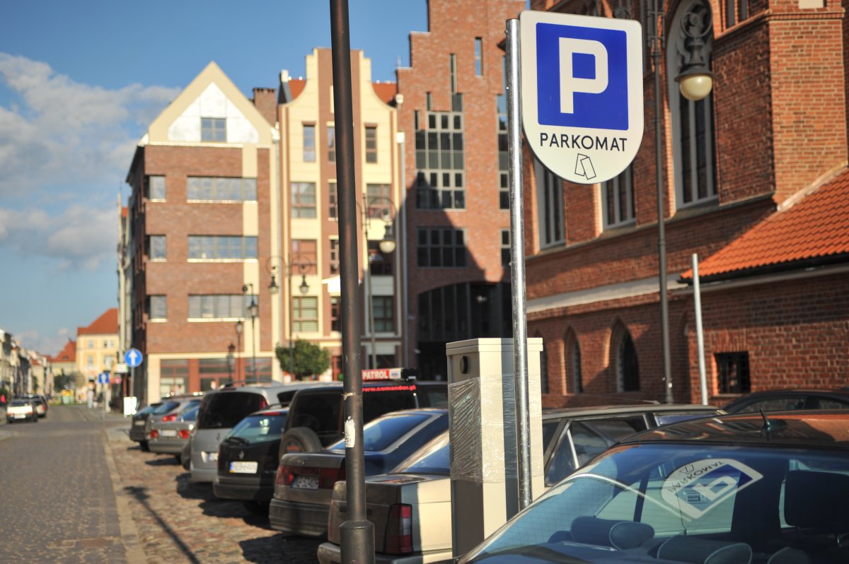 Nie masz meldunku, płać za parking. Nawet jeśli to Twoje mieszkanie