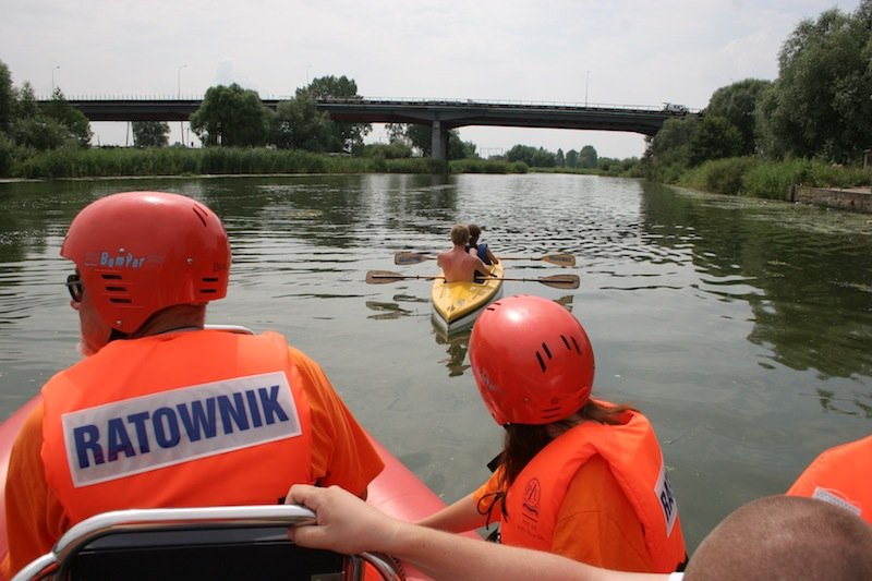 Baseny zamknięte. Ratownicy przypilnują dzikich kąpielisk