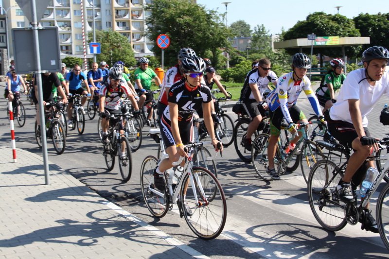 Kolarski rajd Cycle Poland ze znaną aktorką zawitał do Elbląga