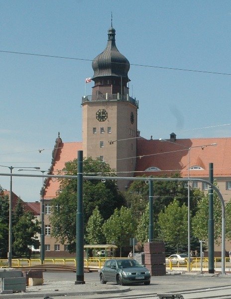 Urzędnicy szukają kogoś, kto kupi od miasta...złom