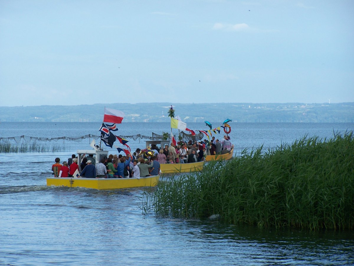 Rybackie święto ze święceniem łodzi