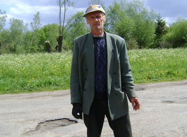 Trzy lata bez prądu. Nie stać go na wymianę licznika