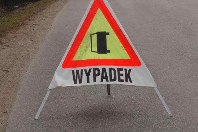 Wypadek autokaru pod Słupskiem. Jechali nim turyści z Elbląga