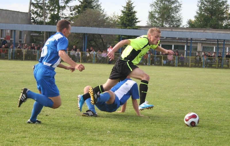 Barkas przegrał z Huraganem 0:3 i żegna się z Pucharem Polski