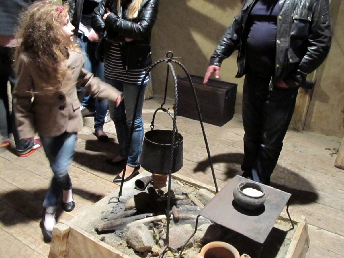 Nocne zwiedzanie muzeum. Zdjęcia