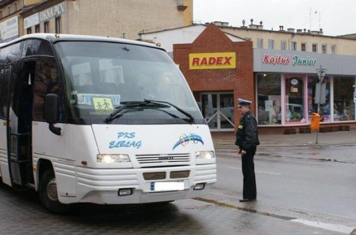 Przed wakacyjnym wyjazdem zgłoś autobus do kontroli