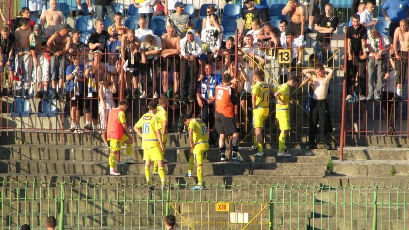 Tak Olimpia traciła bramki w Olsztynie. Głowy coraz niżej. Film