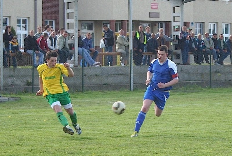 Pomowiec Gronowo Elbląskie zremisował z Żurawiem Godkowo 0:0. Zdjęcia!