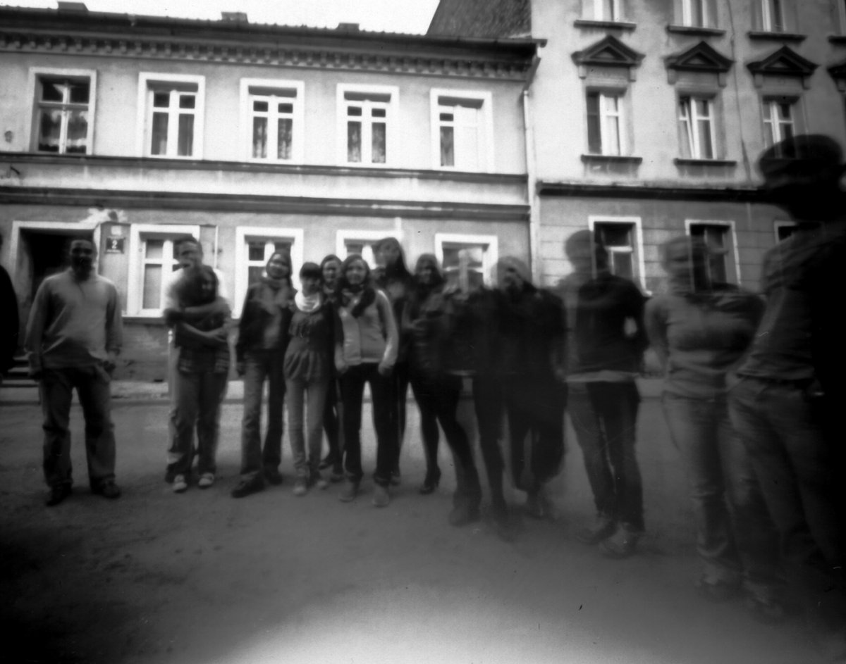 Uczyli się robić zdjęcia pudełkiem