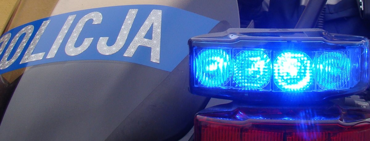 Pijany i bez prawa jazdy wsiadł za kierownicę samochodu