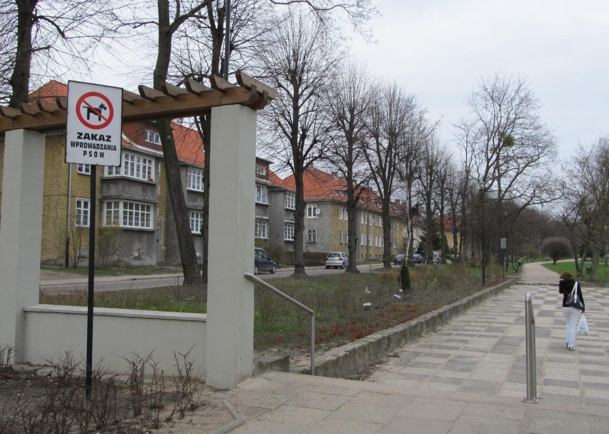Napisali do nas: Do parku psom wstęp wzbroniony. To paranoja!