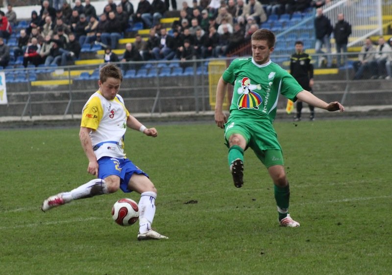 II liga piłkarska: Olimpia gra w sobotę z Okocimskim
