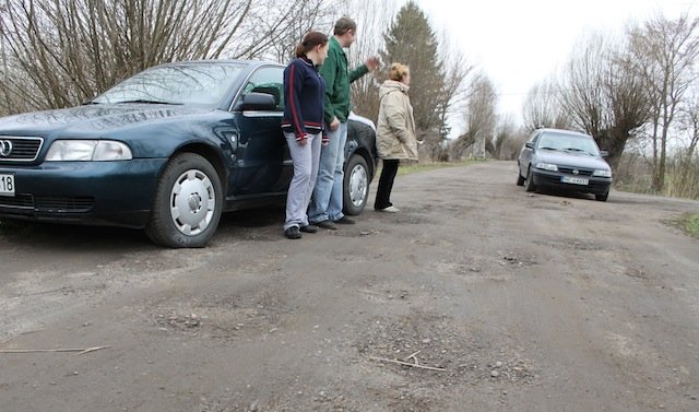 Od lat proszą miasto o drogę  . Bez rezultatu