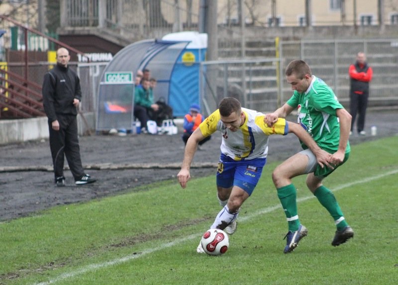 Olimpia  wygrała w Pruszkowie ze Zniczem 2:1. Mamy lidera!
