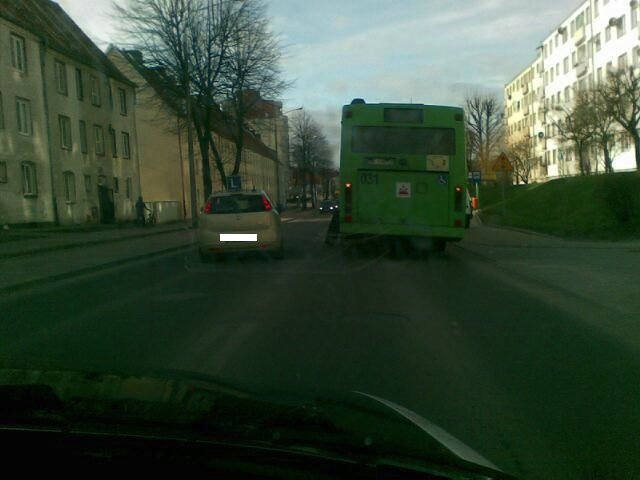 Napisali do nas: popsuty autobus i korki na Robotniczej