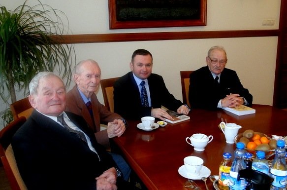 Prezydent Elbląga spotkał się z przedstawicielami Koła Pionierów Elbląga