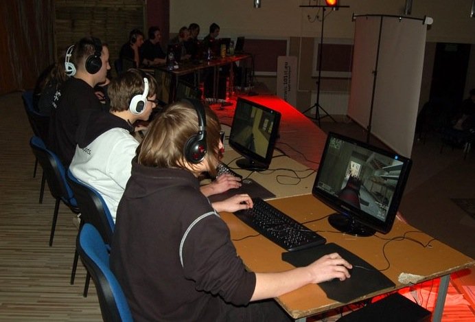 Miłośnicy gry Call of Duty IV spotkali się w Tolkmicku