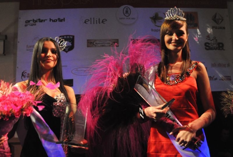 Kamila i Karima wygrały wybory Miss Ziemi Elbląskiej 2011. Film!