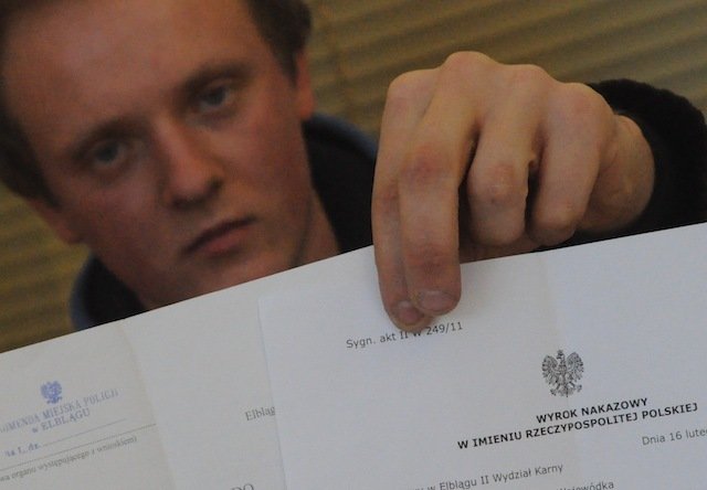  Sąd skazał mnie za kradzież 2 złotych  