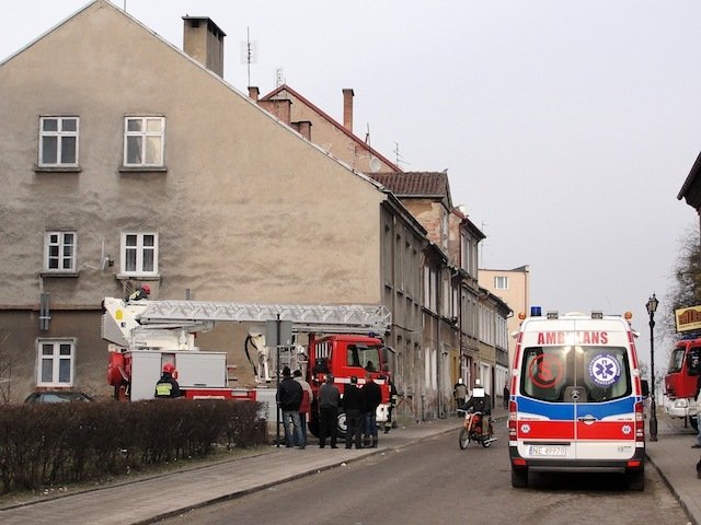 Na Mickiewicza odkryto ciało 62-latka w mieszkaniu