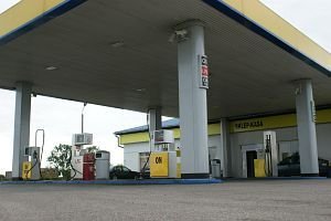 Koniec ze sprzedażą alkoholu na stacjach benzynowych?