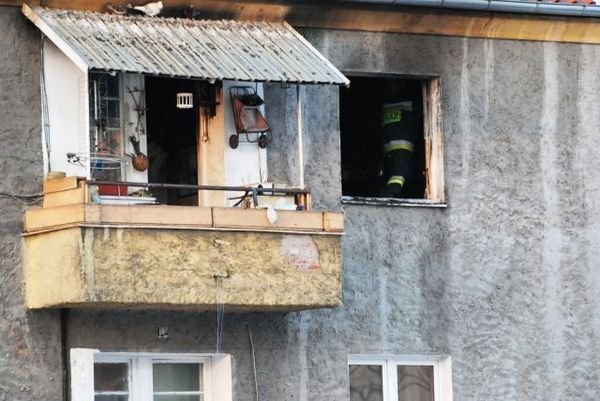 Obrońców Pokoju: Mieszkańcy czekają na remont po pożarze