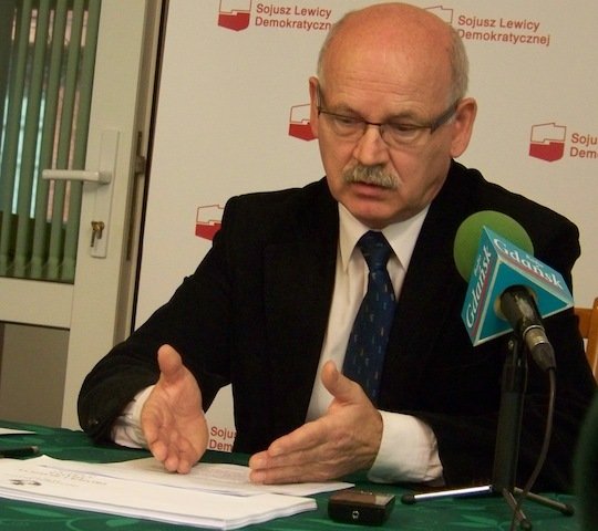 Dziewałtowski: Niech prezydent Nowaczyk w końcu zajmie się dziurami   
