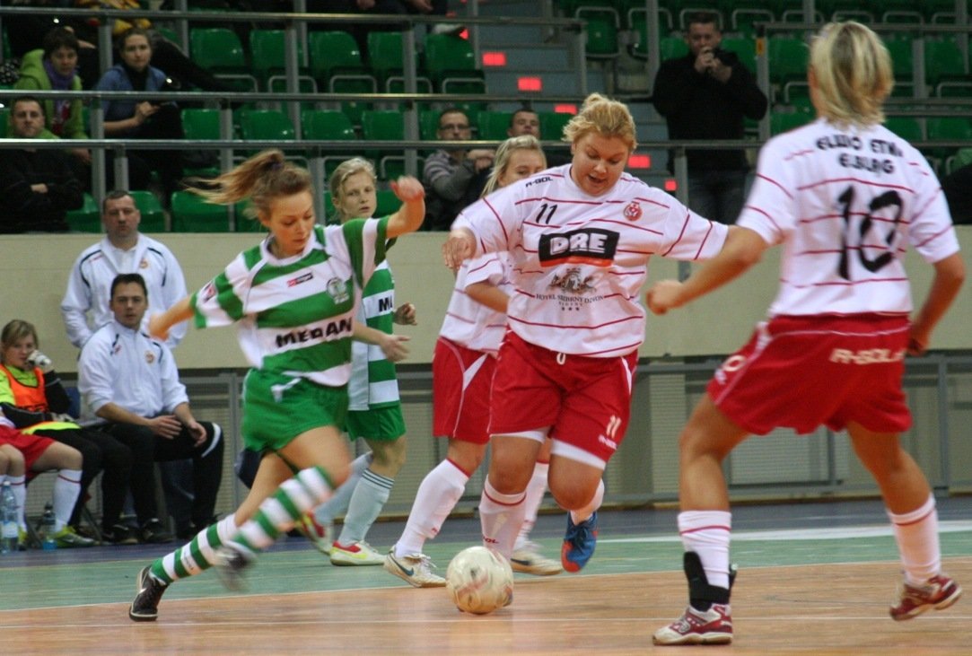 Hat-trick Mai dał zwycięstwo piłkarkom Elwo Etna