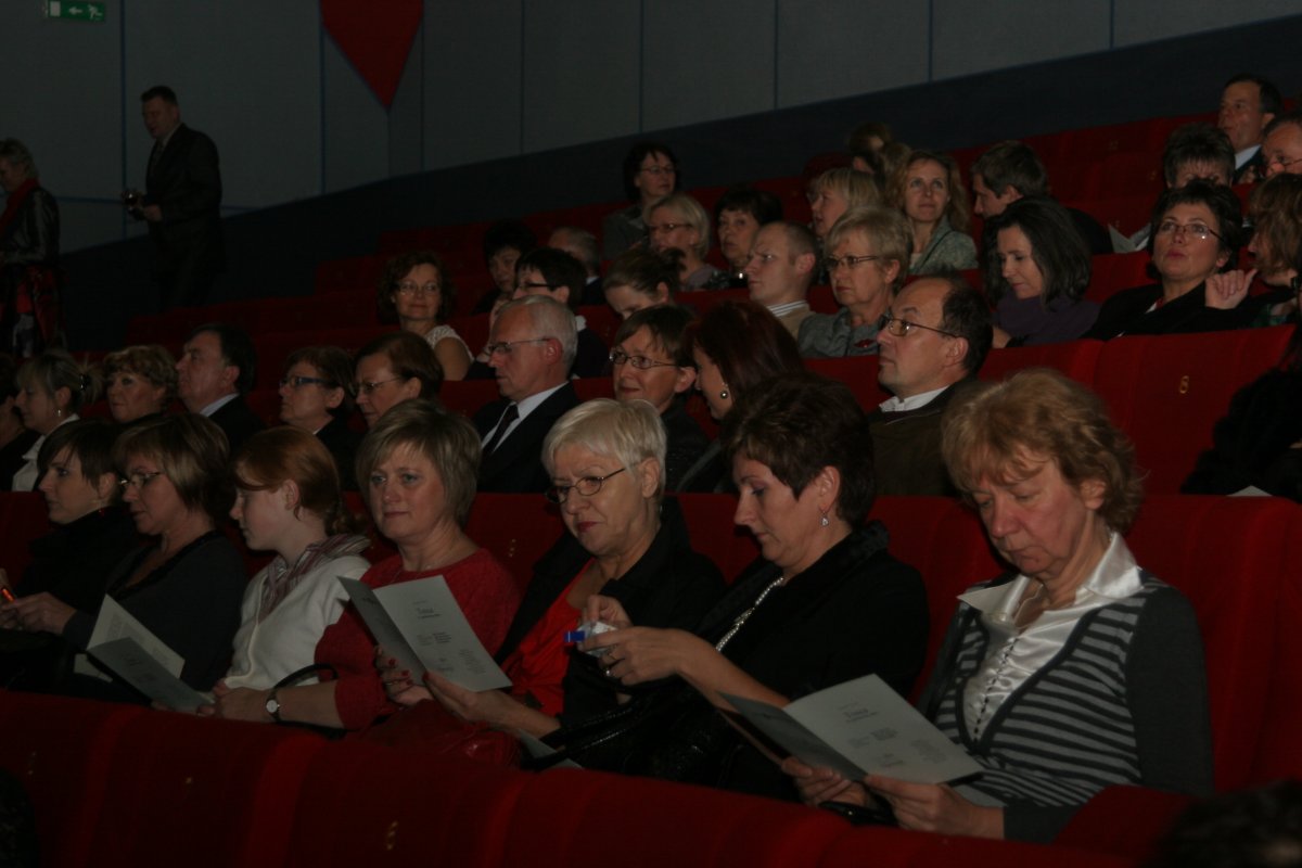 Opera Dziewczyna z Zachodu w kinie Światowid