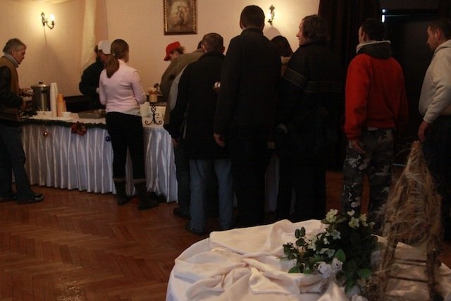 Zorganizowali Wigilię dla bezdomnych i potrzebujących