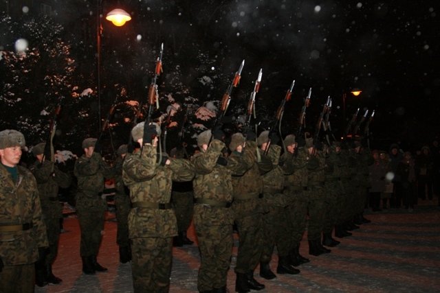 Żołnierze 16 Pomorskiej Dywizji uczcili ofiary Grudnia 