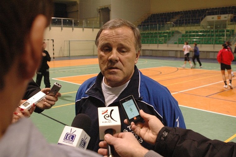Trener Andrzej Drużkowski zostaje, ale...
