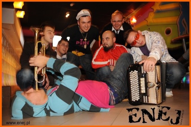 Enej i Transsexdisco w Old Pubie Jaszczur  