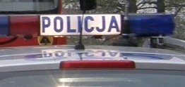 Wsiadał do tramwaju, drzwi złamały mu stopę