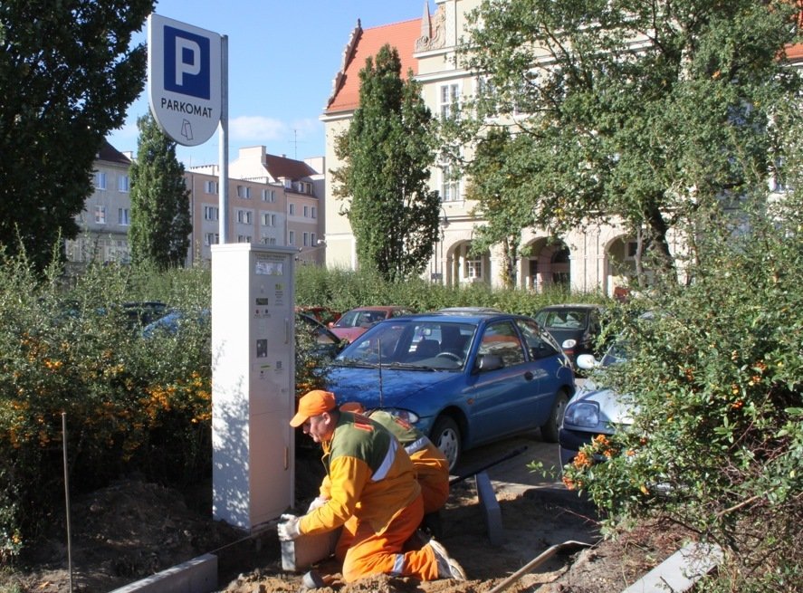 Radni chcą się zająć płatnymi parkingami w centrum Elbląga