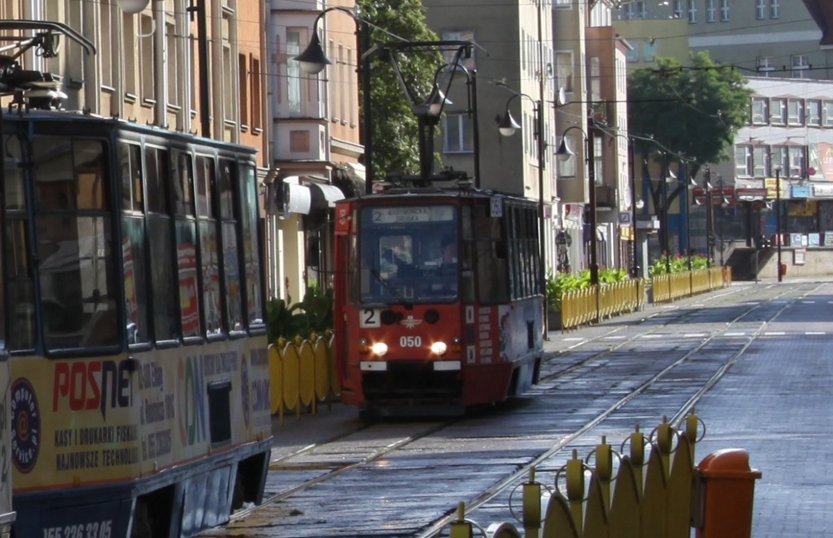 Na linii nr 2 jeżdżą tylko stare wagony  —skarżą się elblążanie