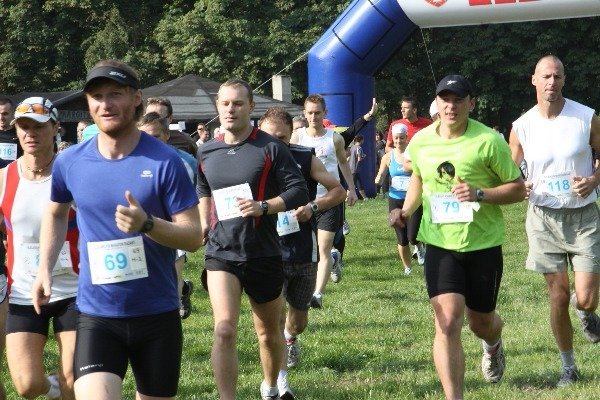 Bartosz Mazerski wygrał półmaraton Bażant 2010 