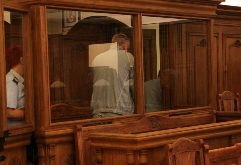 Sprzedawali kobiety do domów publicznych. Dziś siedzą na ławie oskarżonych 
