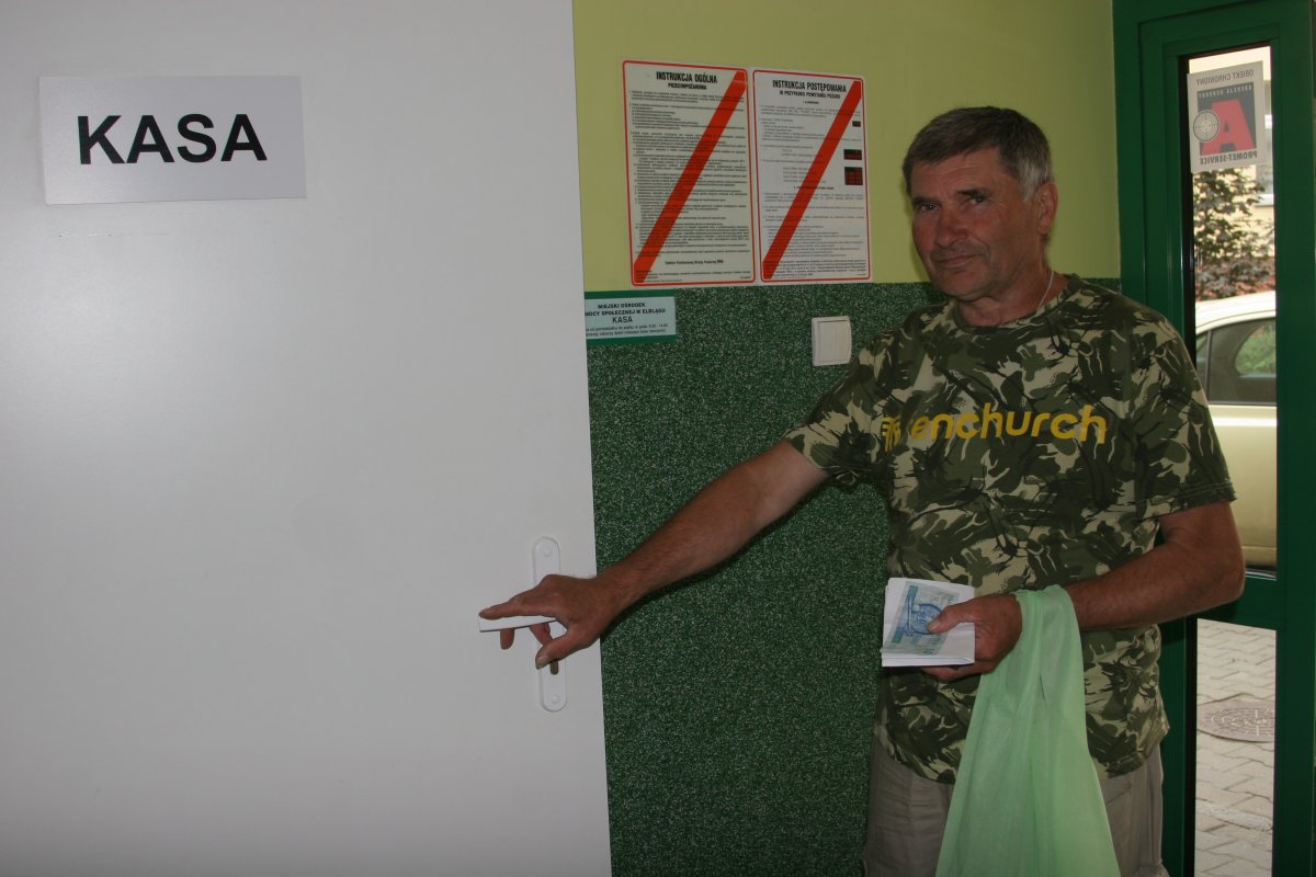 Ma 250 złotych na życie, a urzędnicy odmówili mu zasiłku na jedzenie  
