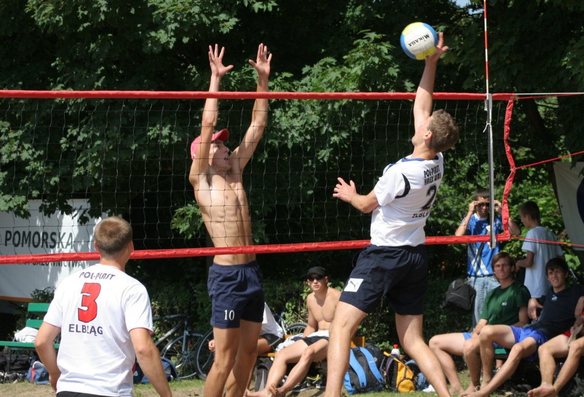 Tolkmicko-Kadyny: Siatkówka plażowa - Patologia po raz trzeci górą  