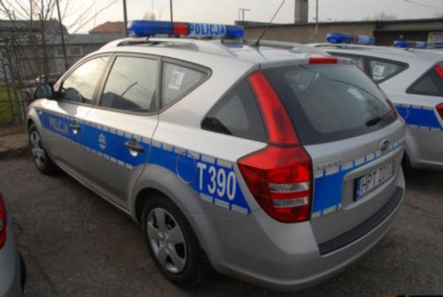 Parkując pod wpływem alkoholu potrącił swojego półtorarocznego synka 