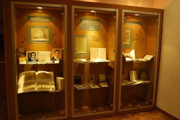 Chopin w zbiorach Biblioteki Elbląskiej  