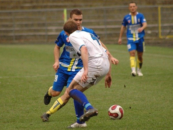Czas wrócić na boiska. Olimpia gra w środę w Nowym Dworze Mazowieckim