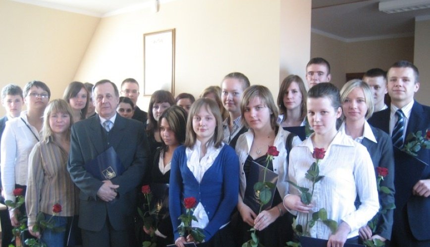 Pasłęccy uczniowie docenieni przez starostę
