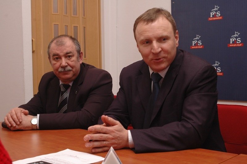 Europoseł Jacek Kurski spotkał się z elbląską młodzieżówką PiS 