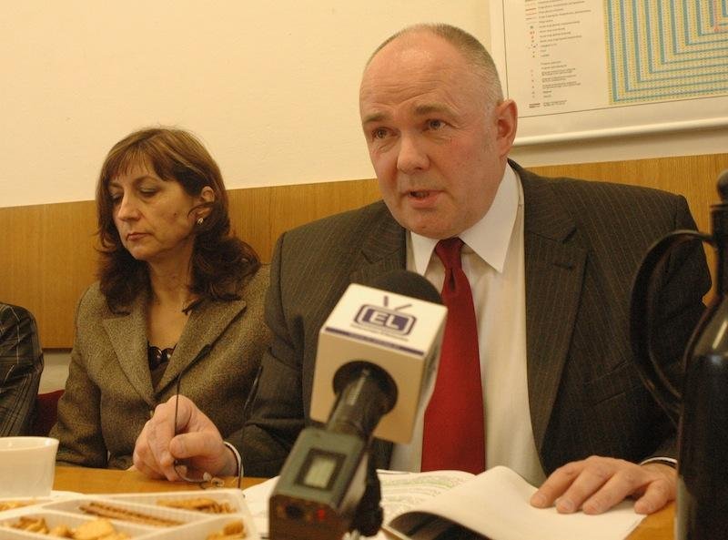 Przez sześć lat wyłudzali pieniądze z odszkodowań  