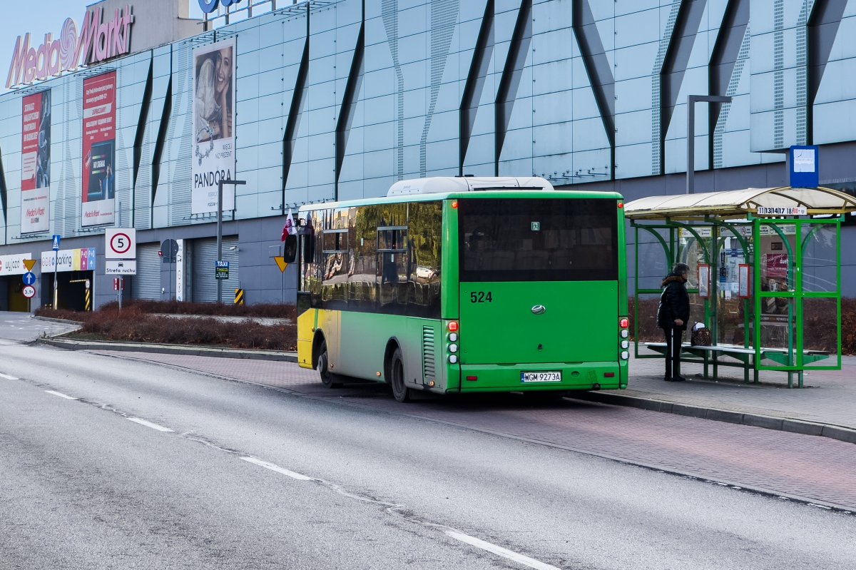 Elbląg jest już dostępny w aplikacji „Jakdojade”. Teraz elblążanie i turyści łatwiej sprawdzą rozkłady jazdy autobusów i tramwajów oraz zaplanują swoją podróż po mieście