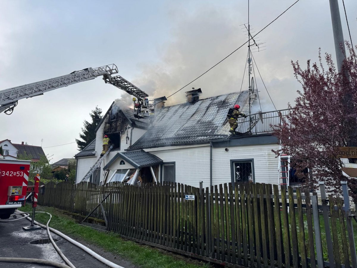 Jagodnik: Pożar domu po wybuchu pieca