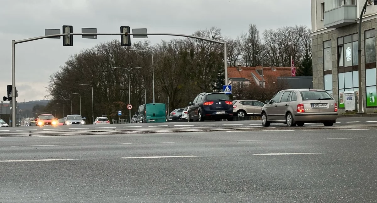 Przy targowisku będzie nowe skrzyżowanie. Prace ruszą latem